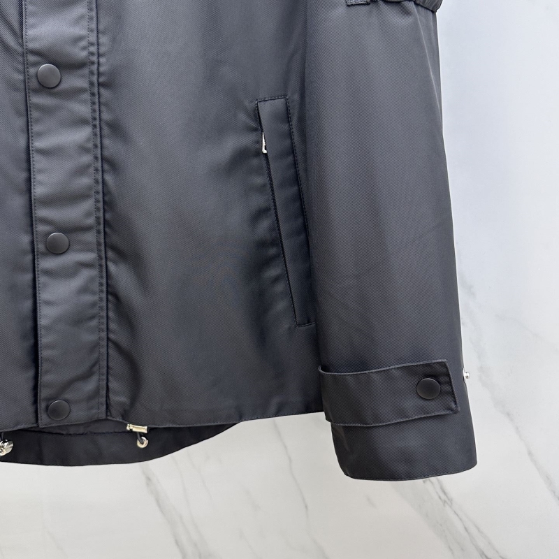 Pra*a outwear